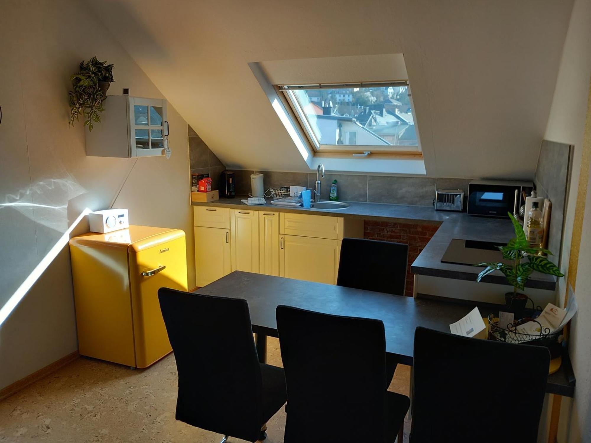 Ferienwohnung Im Roten Haus, Die Therme Ist Fusslaeufig In 350M Zu Erreichen Bad Ems Exterior foto